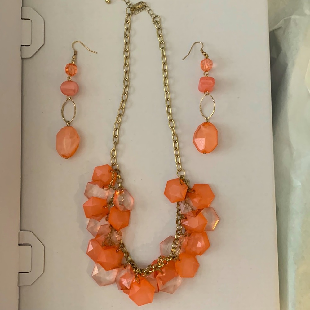 Salmon Colored necklace with matching earrings